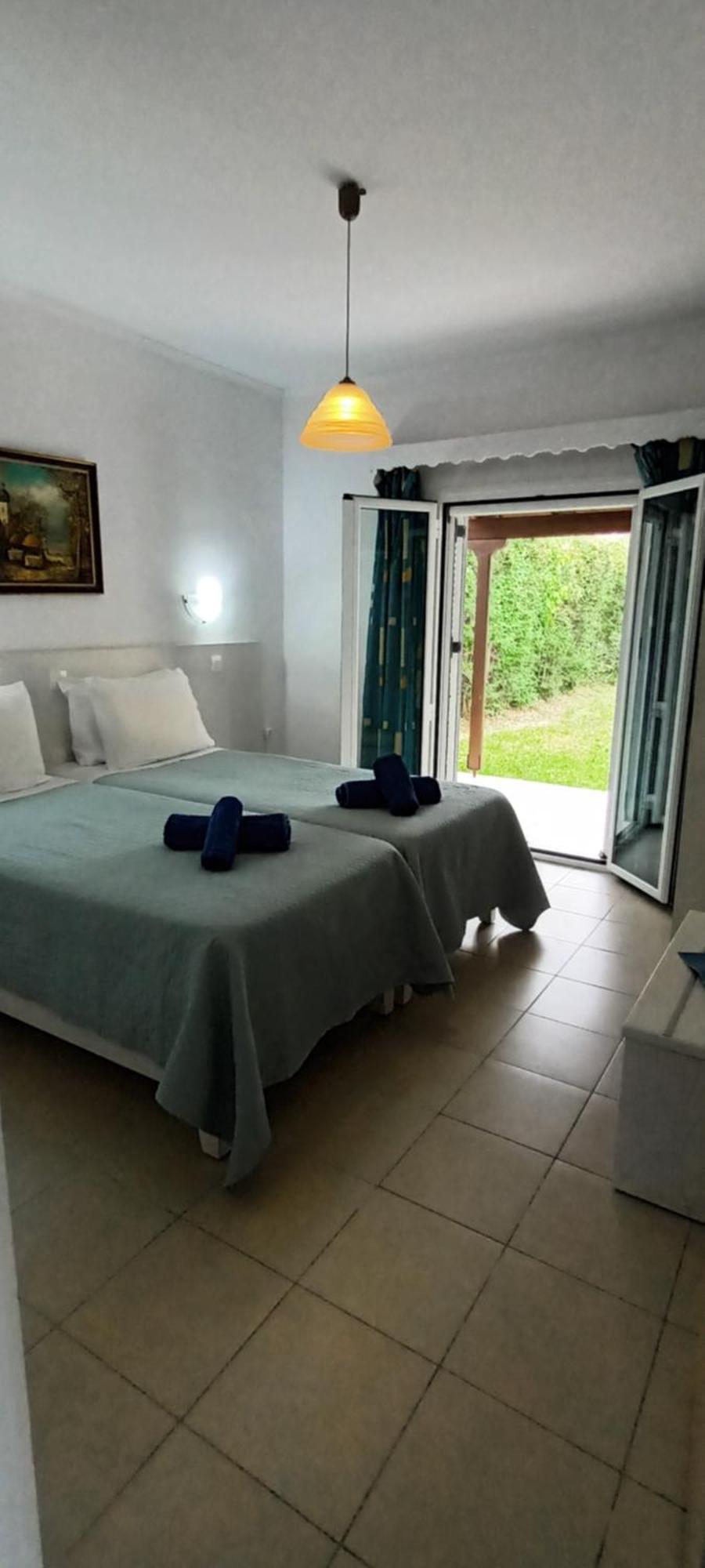 Dimitra Apartments G กูเวีย ภายนอก รูปภาพ